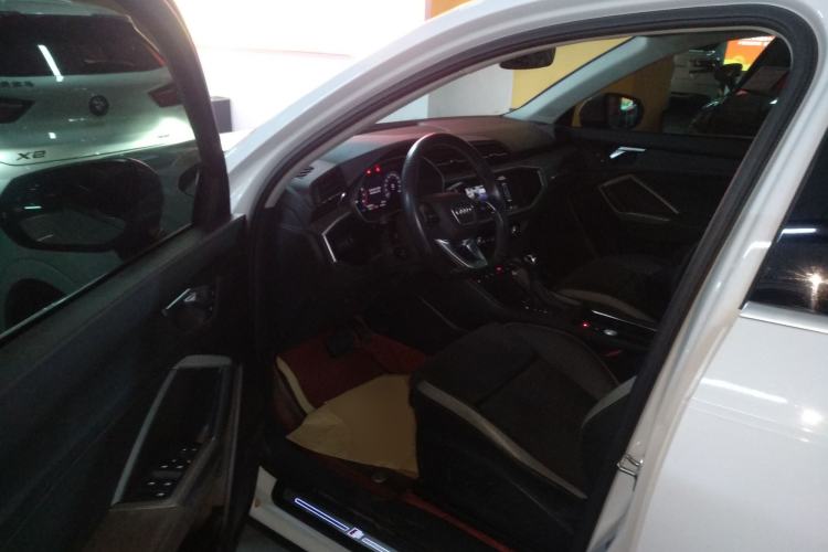 Used Audi Q3 2021 35 TFSI Fashion Dynamic Model
