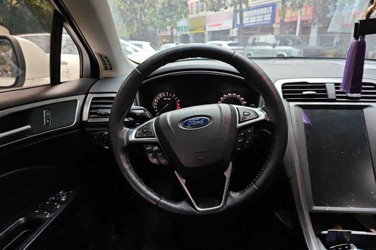 Used Ford Mondeo 2018 EcoBoost 200 Smart Control Fashion Model China V Standard
