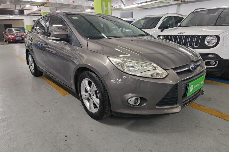 Used Ford Focus 2012 Sedan 1.6L Automatic Fashion Edition
