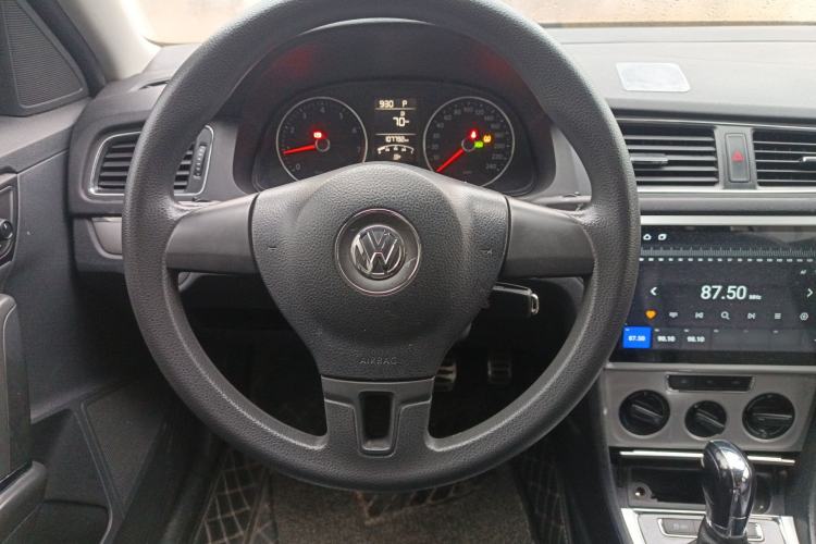 Used Volkswagen Gran Lavida 2013 1.6L Automatic Comfort Model
