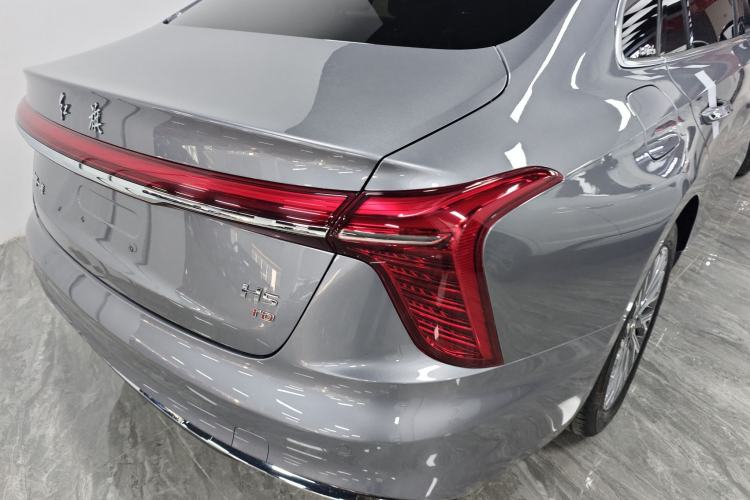 Used Hongqi H5 2023 2.0T Automatic Smart Connect Flagship Edition
