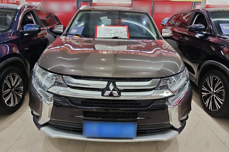 Used Mitsubishi Outlander 2018 2.4L 4x4 Elite Edition 5 Seats
