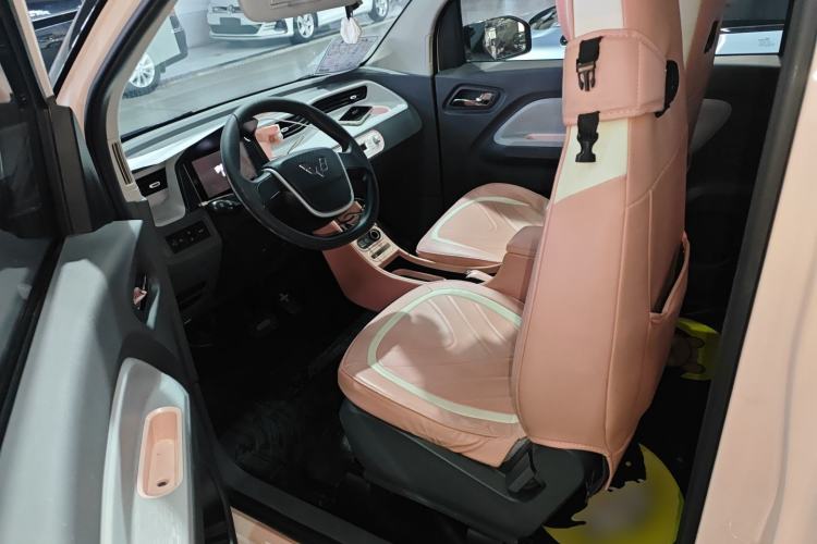 Used Wuling Hongguang MINIEV 2022 Macaron Premium Model – Lithium Iron Phosphate
