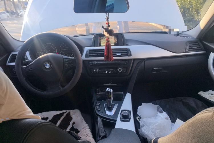 TDK.VehicleDetails.img