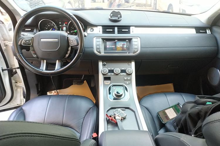 Used Land Rover Range Rover Evoque 2018 200PS PURE New Fashion Edition
