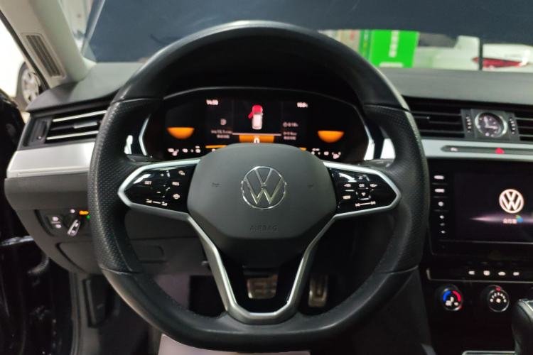 Used Volkswagen Magotan 2023 2 Million Units Limited-Edition 280TSI DSG Comfort Version
