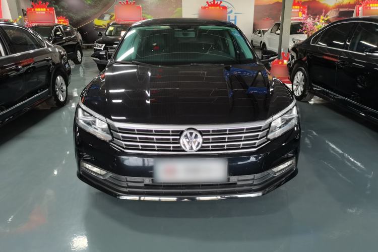 Used Volkswagen Passat 2017 330TSI DSG Luxury Edition
