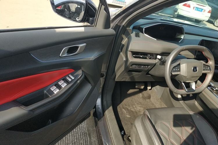 Used Changan CS55PLUS 2024 3rd Generation 1.5T DCT Prestige Model
