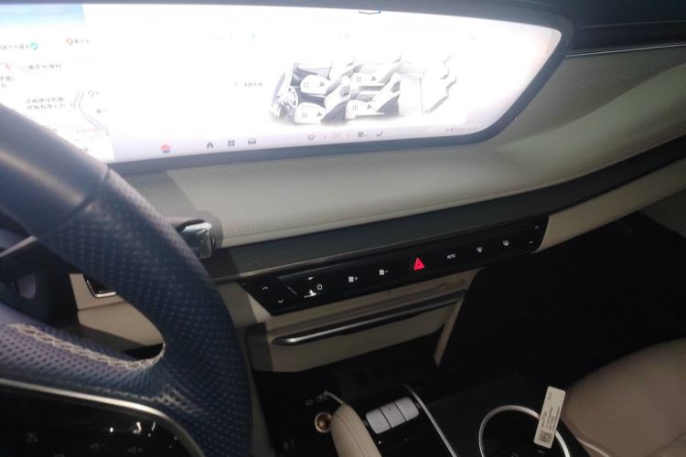 Used Buick GL8 New Energy 2024 Lu Zun Luxury Edition 7-Seater
