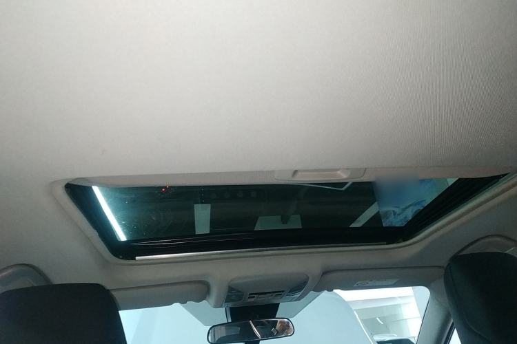 Used Toyota Wildlander 2022 Dual-Engine 2.5L E-CVT Two-Wheel Drive Luxury PLUS Edition
