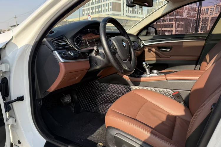 Used BMW 5 Series 2014 528Li Fashion Design Package
