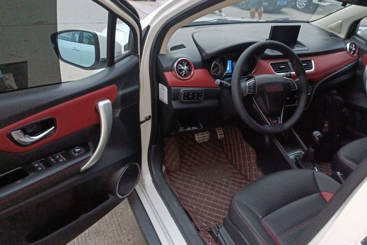 Used Haval H1 2015 1.5L AMT Luxury Model