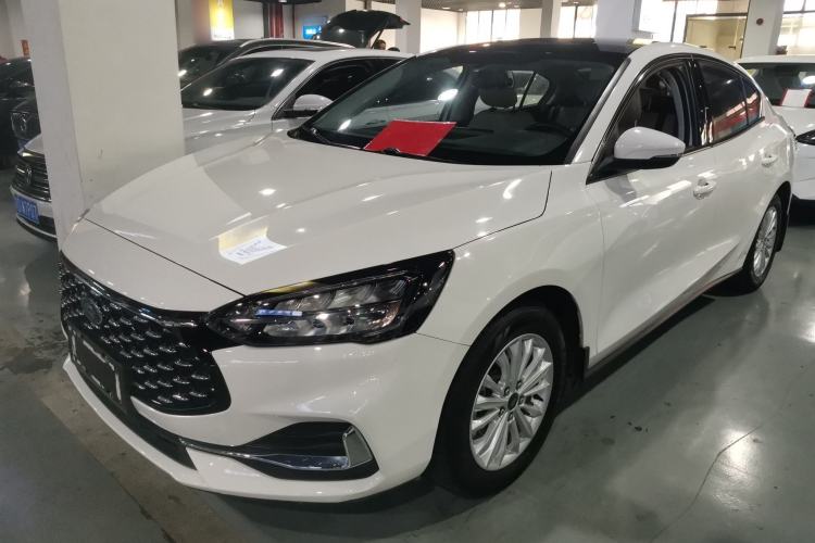 Used Ford Focus 2021 Sedan EcoBoost 180 Automatic Trendy Model