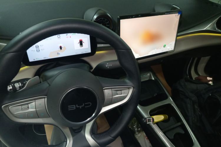 Used BYD Dolphin 2025 Intelligent Driving Version 410 km Fashion Edition
