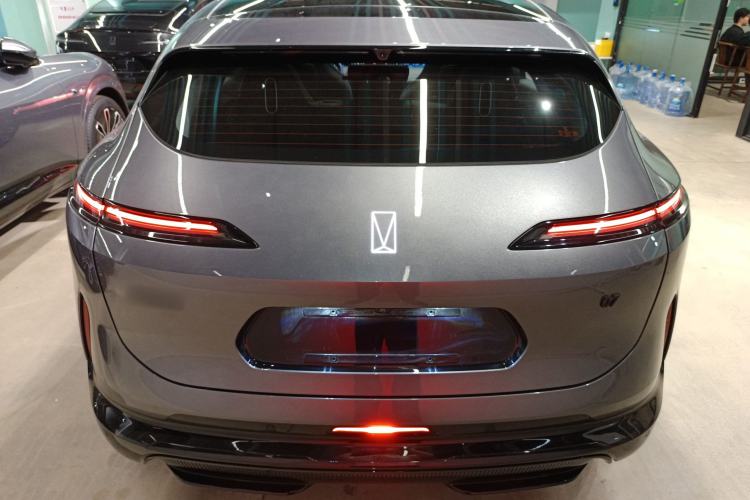 Used  07 2024 Max Extended-Range Edition
