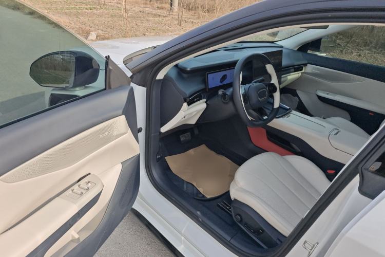 Used Lynk & Co 07 2024 EM-P 126 Long-Range Ultra
