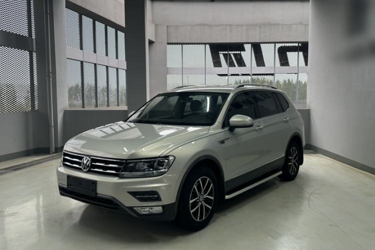 Used Volkswagen Tiguan L 2018 Revised Version 330TSI Automatic Two-Wheel Drive Comfort Edition