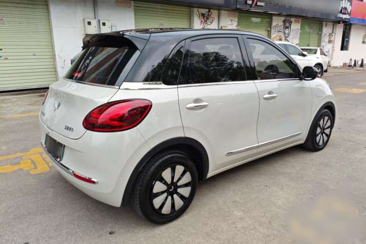 Used Wuling Bingo 2023 410 km Lingxi Deluxe Edition
