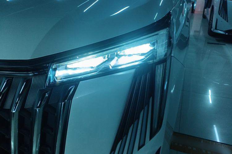 Used GAC Trumpchi M8 2024 Master Series 400T Prestige Edition
