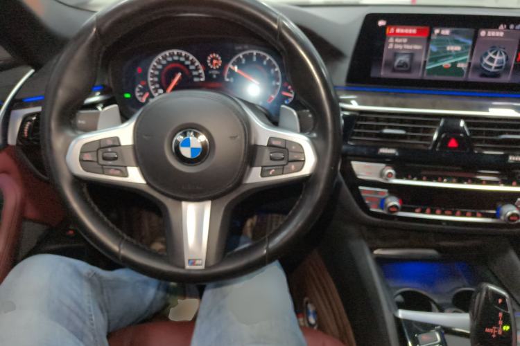 Used BMW 5 Series 2019 530Li Leading Model M Sport Package
