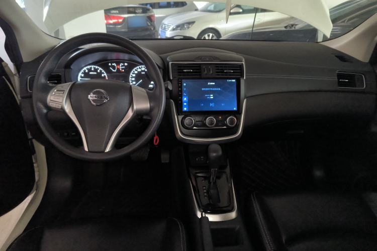 Used Nissan Tiida 2021 1.6L CVT Cool Edition
