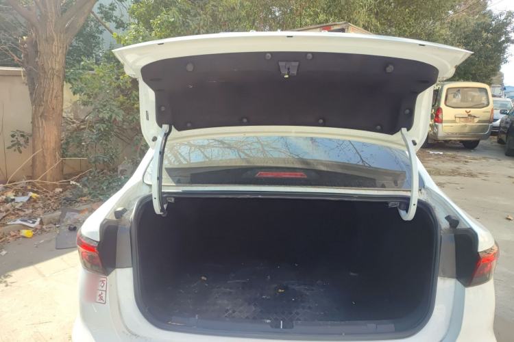 Used Geely Auto Emgrand 2023 4th Generation Champion Edition 1.5L CVT Luxury Model
