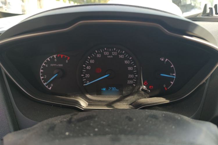 Used Ford Escort 2015 1.5L Manual Comfort Model
