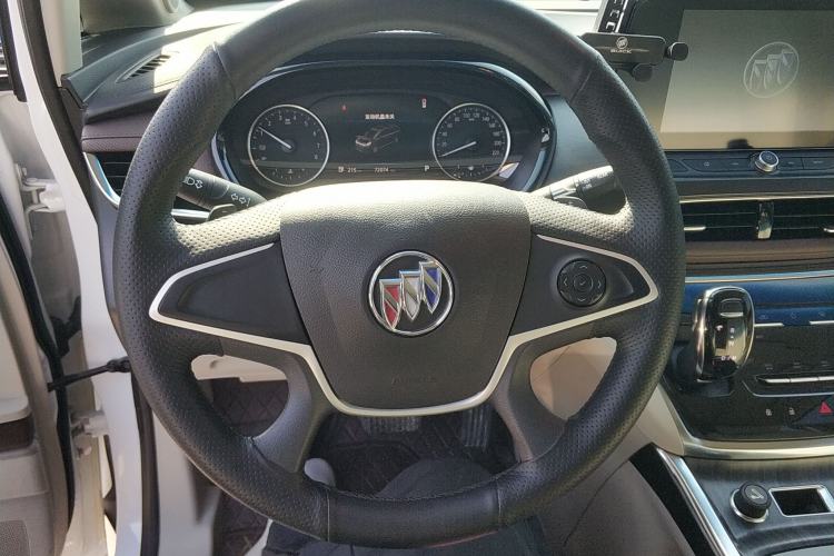 Used Buick GL8 2023 Land Executive Class Comfort Model