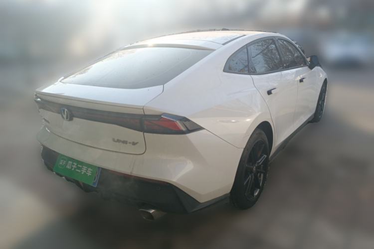 Used Changan UNI-V 2023 1.5T Prestige Model
