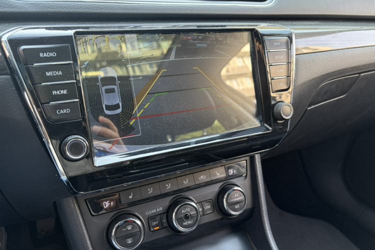 Used Skoda Superb 2016 TSI330 DSG Smart Drive Edition