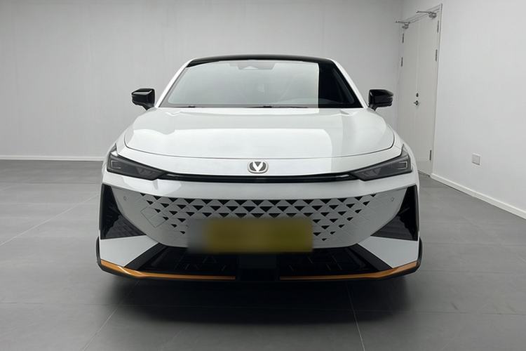 Used Changan UNI-V 2024 1.5T Prestige Sport Edition
