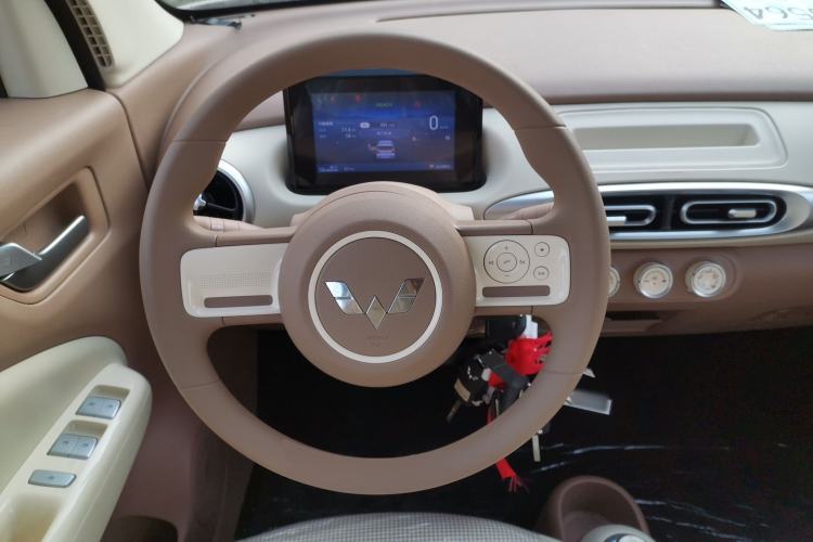 Used Wuling Hongguang MINIEV 2025 Four-Door Version Advanced Edition
