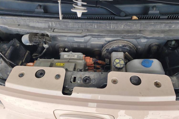 Used Chery QQ Ice Cream 2022 170km Sundae Phosphate Lithium-Ion