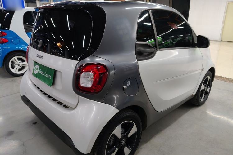 Used smart fortwo 2018 1.0L 52kW Hardtop Passion Edition China V Standard