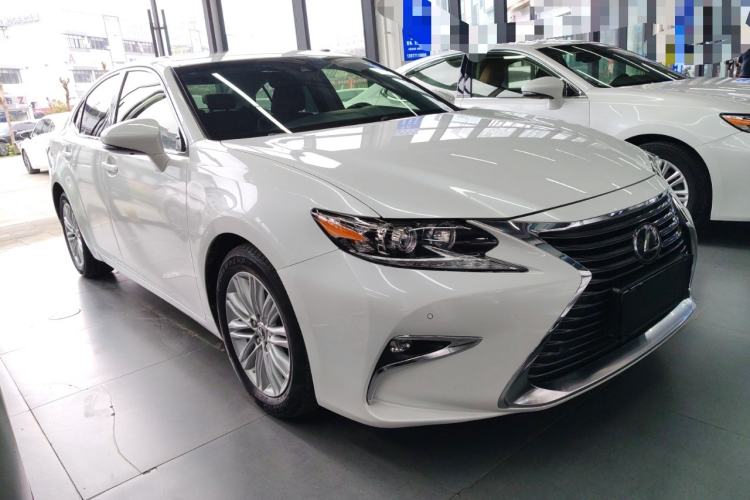 Used Lexus ES 2015 200 Comfort Edition
