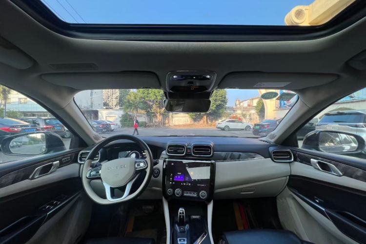 Used Lynk & Co 02 2018 1.5T DCT Two-Wheel Drive Zhaopu Version China V Standard
