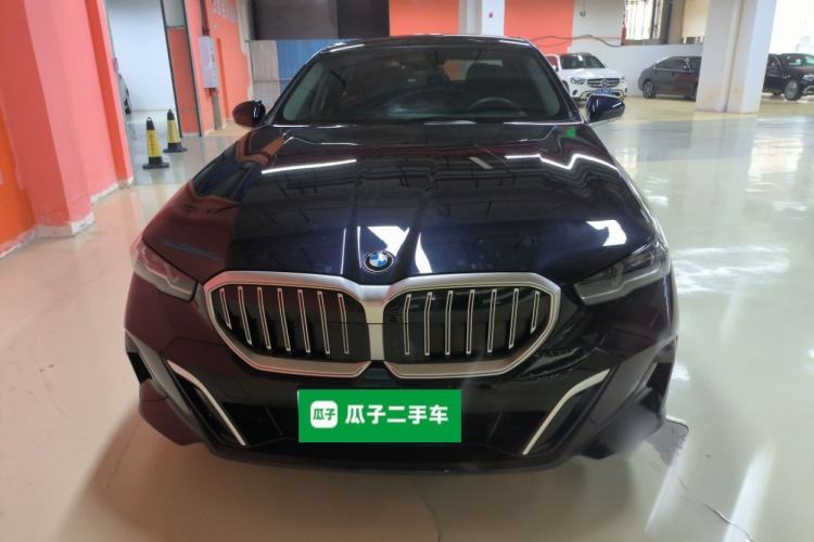 Used BMW 5 Series 2024 530Li Luxury Edition M Sport Package