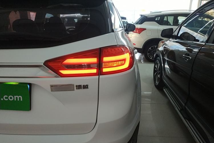 Used Geely Auto Emgrand X7 Sport 2016 1.8TD Automatic ZhiShang Model
