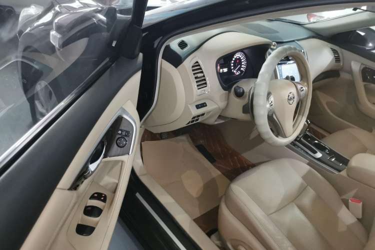 Used Nissan Teana 2013 2.5L XL Leading Edition
