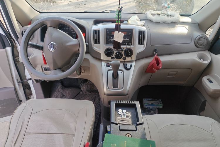 Used Nissan NV200 2016 Revised Version 1.6L CVT Luxury Edition
