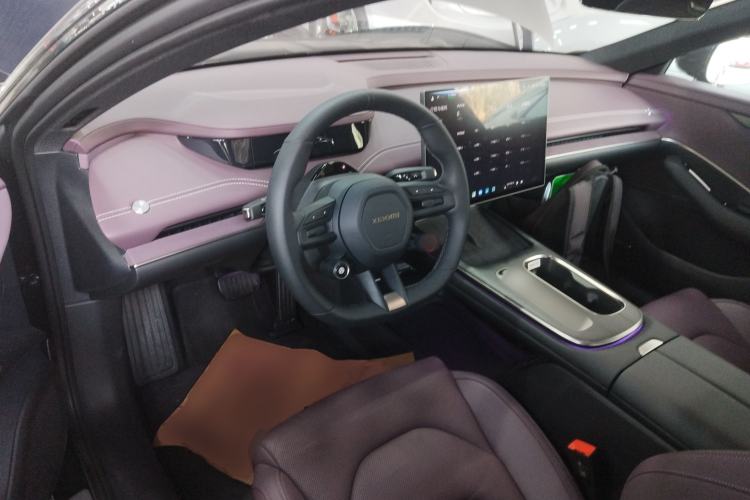 Used  SU7 2024 Rear-Drive Ultra-Long Range Advanced Pro-Level Intelligent Driving Version
