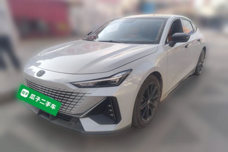 Used Changan UNI-V 2022 1.5T Prestige Version