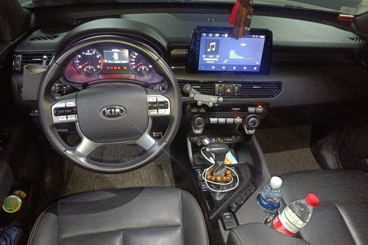 Used Kia KX7 2020 2.0T Automatic Two-Wheel Drive GLS 7-Seater
