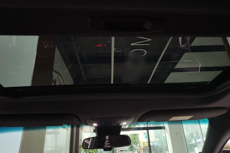 Used Toyota Avalon 2023 2.0L XLE Deluxe Edition
