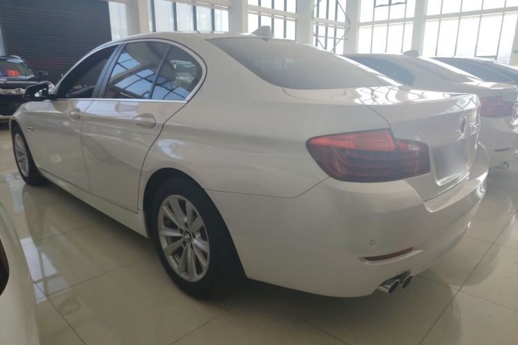 Used BMW 5 Series 2014 520i Elegant Edition
