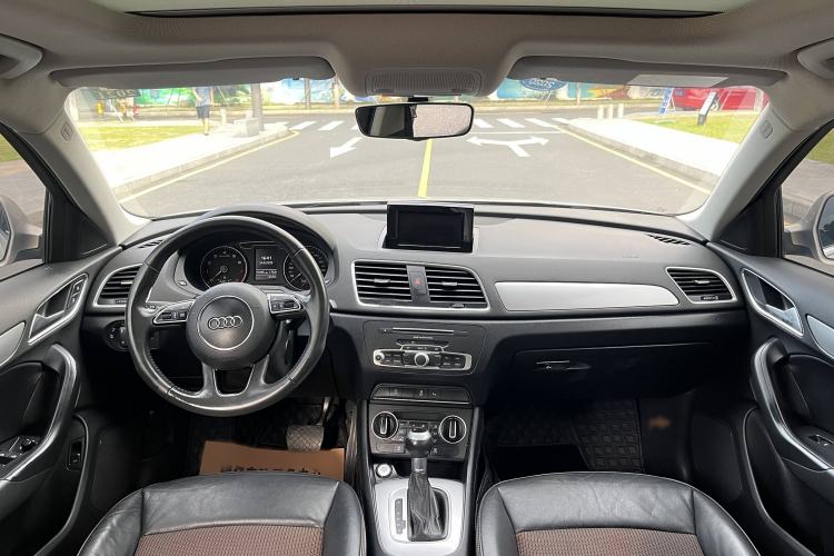 Used Audi Q3 2018 30th Anniversary Edition 30 TFSI Fashion Model
