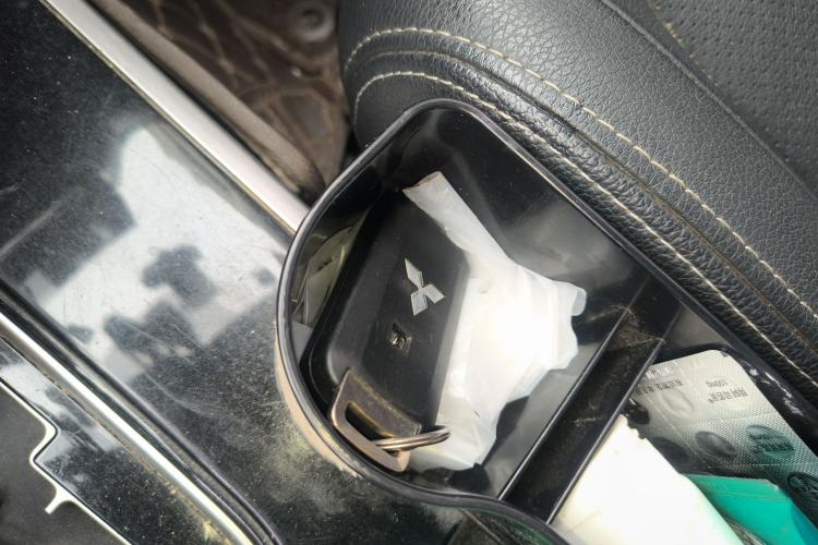 Used Mitsubishi Outlander 2018 2.4L 4x4 Luxury Edition 7-Seater