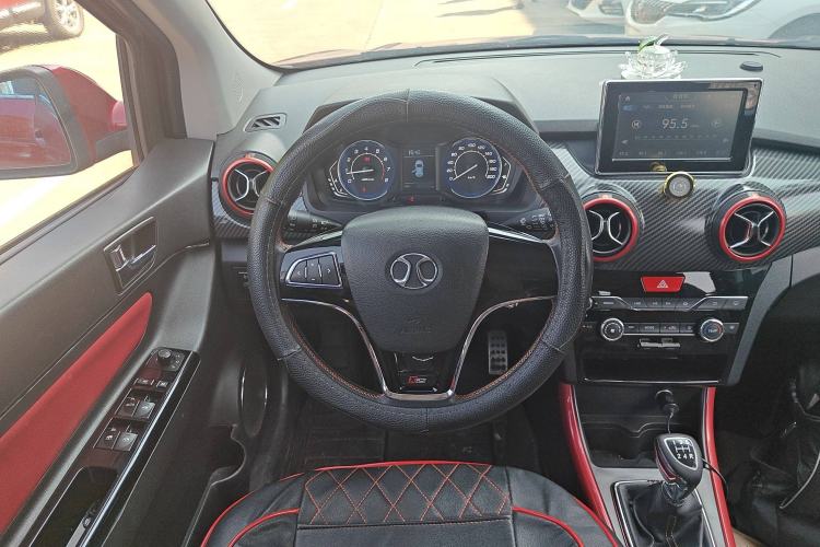 Used BAIC Senova X25 2015 1.5L Manual Elite Model
