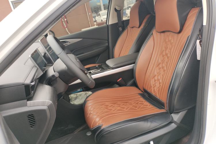 Used Wuling Xingguang 2024 Co-Creation Edition 510 Advanced Model
