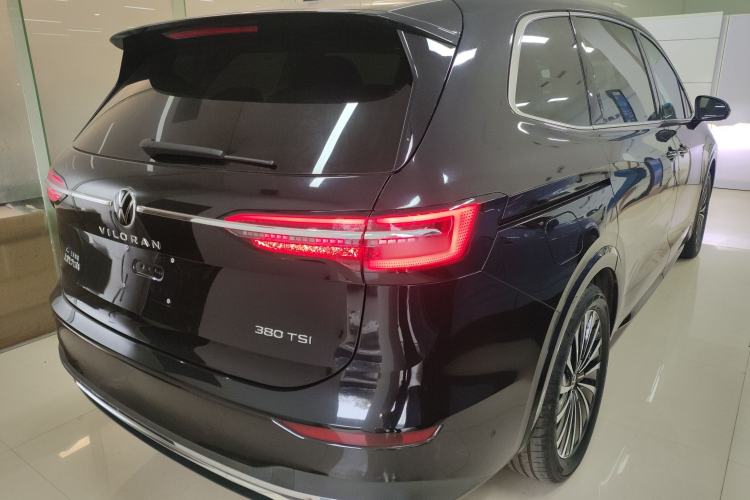 Used Volkswagen Viloran 2024 380TSI Premium Edition
